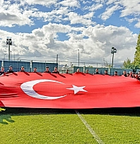 Elazığspor'dan 29 Ekim Cumhuriyet Bayramı'na anlamlı kutlama