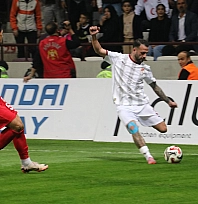 Elazığspor seriye veda etti: Kastamonuspor'a 2-1 mağlup