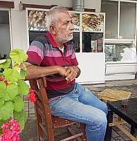 Evinin terasında ölü bulundu