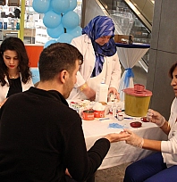 Fethi Sekin Şehir Hastanesi'nden diyabet konusunda bilgilendirme çalışması