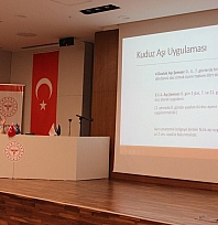 Fethi Sekin Şehir Hastanesi'nde sağlık personeline kuduz riskli temas ve aşı eğitimi