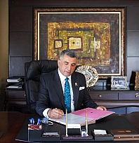Gençlerin zirvesinde Gürsel Erol