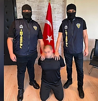 Gürcistan'da yakalanan 2 organize suç örgütü elebaşı Türkiye'ye iade edildi