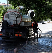 Hicret Mahallesi genelinde kapsamlı temizlik çalışması