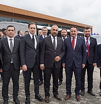 İstanbul Milletvekili Karayel, BARÜ'de Bilimfest etkinlik alanını gezdi