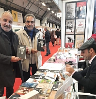 İstanbul TÜYAP kitap fuarında sekiz köşe şapka ile bir ilk