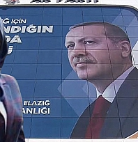 Kadın kolları Yegül'e emanet