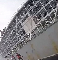 Kaş açıklarında yaralanan gemi mürettebatı tahliye edildi