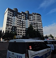 Kavga eden çift birbirini bıçakladı
