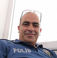 Kenenin ısırdığı polis memuru hayatını kaybetti