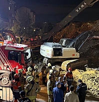 Kentsel dönüşümdaki bina çöktü: 2 Kişi yaralandı