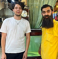 Köfte yemek  İçin Geliyorlar, Timsah Balığını Görmeden Gitmiyorlar