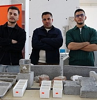 Malatya'da deprem enkazı yola dönüşüyor