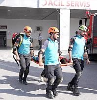 Malatya Eğitim ve Araştırma Hastanesi'nde gerçeğini aratmayan yangın tatbikatı