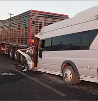 Malatya-Elazığ karayolunda korkunç kaza: 19 kişi yaralandı