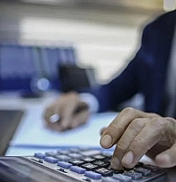 Memurlar dikkat! Sosyal medyadan gelir elde edenlere ceza geliyor