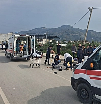 Motosiklet tırla kafa kafaya çarpıştı: 16'lık sürücü feci şekilde can verdi