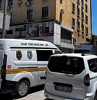 Otel odasında ölü bulundu!