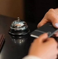 Otellerde kimlik fotokopisi dönemi bitti: KVKK'dan net yasak