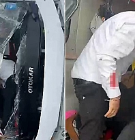 Otoyolda midibüs devrildi: 1'i ağır 18 kişi yaralandı