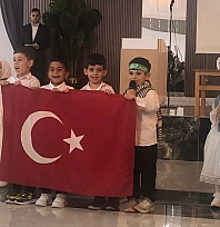 Palu'da Kur'an kursu öğrencilerinin mezuniyet sevinci