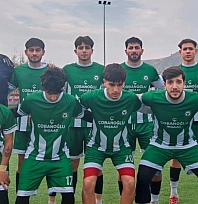 Paluspor liderliğini sürdürüyor