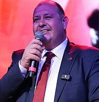 Rüşvet soruşturmasında Menderes Belediye Başkanı tutuklandı