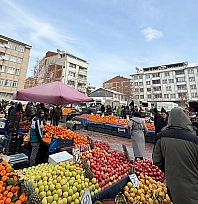 Salı Pazarı El Yakıyor: Alışveriş lüks oldu