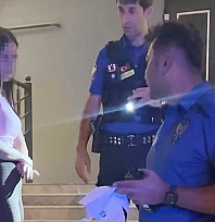 Sevgilisinin darbettiği genç kadın gözyaşlarıyla polise sığındı