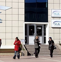 SGK'dan milyonlara son uyarı geldi!