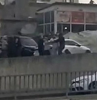 Silahlı kavga kanlı bitti: 3 ölü
