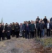 Sivrice'de Öğretmenler Günü fidan dikimiyle kutlandı