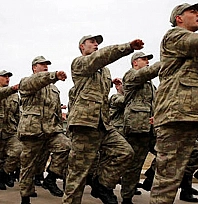 Sözleşmeli er ve erbaşlara devlette kadro yolu açılıyor