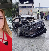 Trenin çarpmasıyla metrelerce sürüklenen otomobildeki anne öldü, oğlu yaralandı