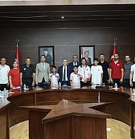 Türkiye şampiyonlarına Vali'den tebrik