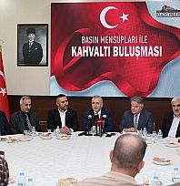 Vali Hatipoğlu gazetecilerle buluştu