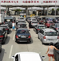 Yabancı plakalı araçlarda yeni dönem: Borç ödenmeden çıkış yok