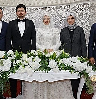 Yatkın ve Şeker ailelerinin mutlu günü