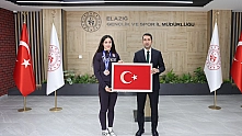 Avrupa 3.'sü Gizem Özer'den, İl Müdürü Eren'e ziyaret