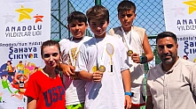 Muş'ta Elazığ rüzgarı: Tenis takımı yarı finalde