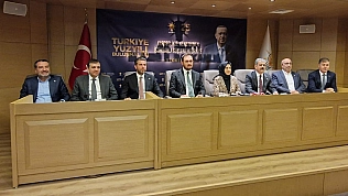 AK Parti Genel Başkan Yardımcısı Hülya Terzioğlu Elazığ'da teşkilatla buluştu