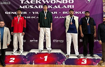 14 Teakwondocumuz Türkiye şampiyonasında