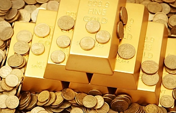 Altın rekorunu yineledi: Yeni rekor 6.940 TL