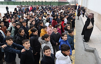 Asrın felaketinde hayatını kaybedenler Elazığ'daki okullarda anıldı
