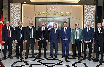 AYM Başkanı Özkaya'dan çarpıcı açıklamalar: 'AYM kanuna uygunluk değil anayasal denetim yapmaktadır'