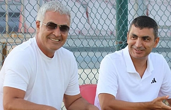 Başkan Ahmet Toprak, hazırlık maçını tribünden takip etti