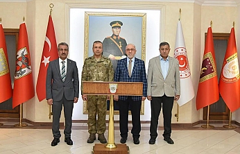 Başkan Dumandağ, Kolordu Komutanı Durmaz ile bir araya geldi