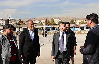 Başkan Şerifoğulları Doğu Park'ta incelemelerde bulundu