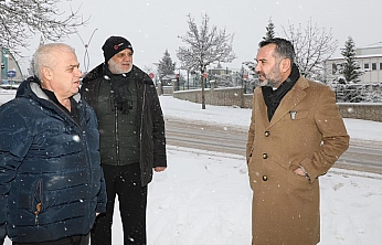Başkan Şerifoğulları, karla mücadele çalışmalarını inceledi