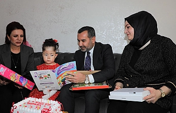 Başkan Şerifoğulları'ndan minik Fatma'ya anlamlı ziyaret